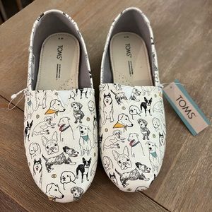 Brand new Toms with Dogs